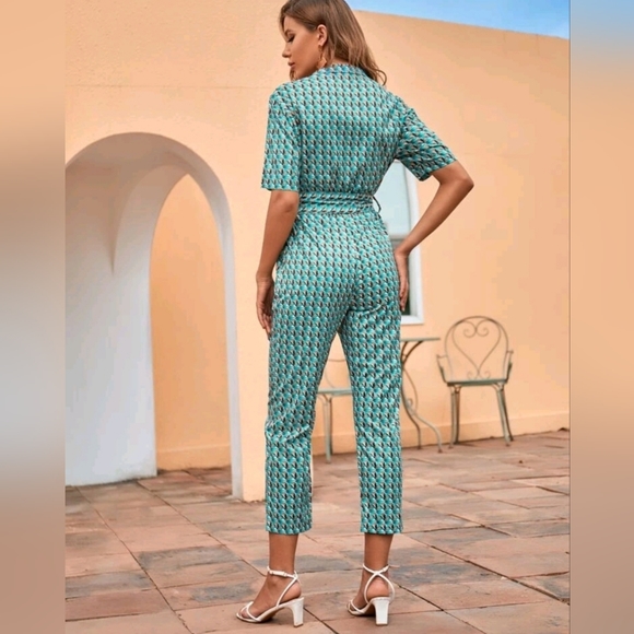 Geometric Pattern Jumpsuit - Picture 2 of 3